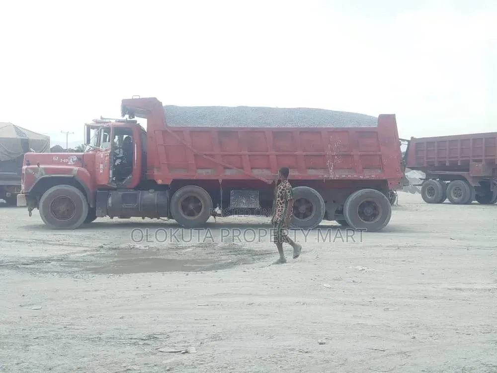 Stone  Dust Are Available at OLOKUTA PROPERTY MART