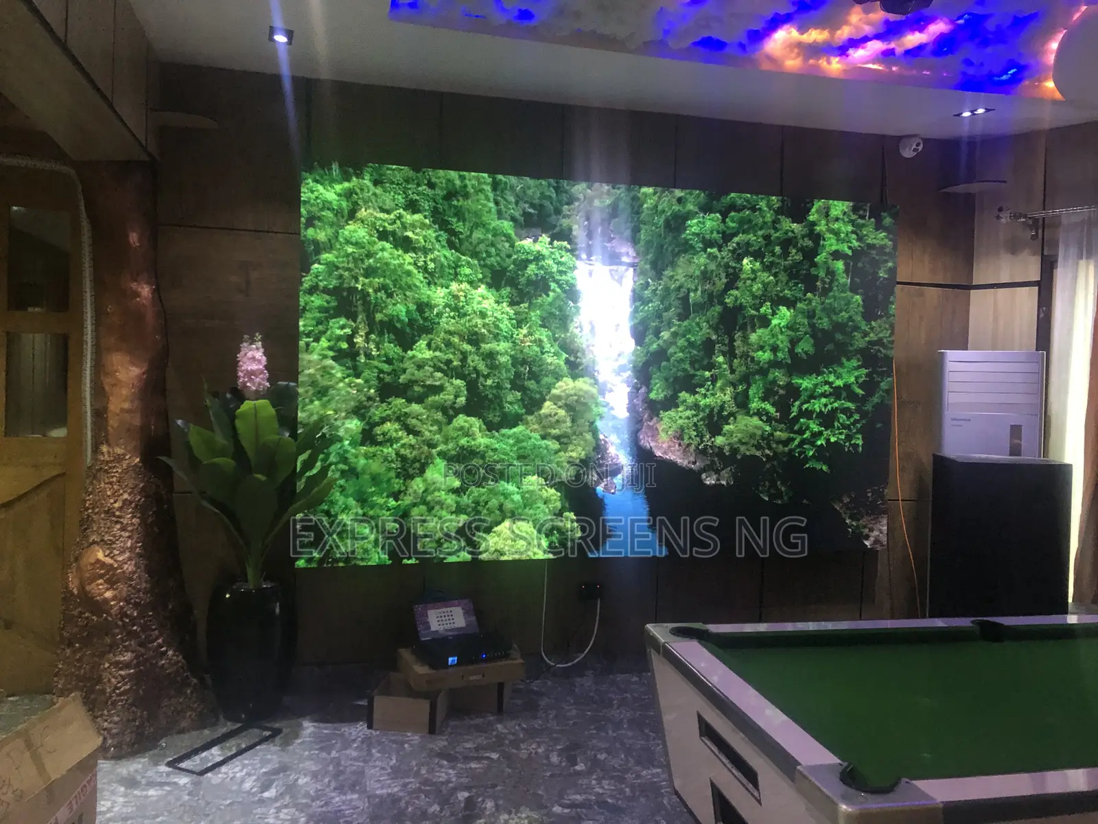 Brand New P2, P3.9, P4 LED Screen Modules Cabinet, Indoor/Outdoor