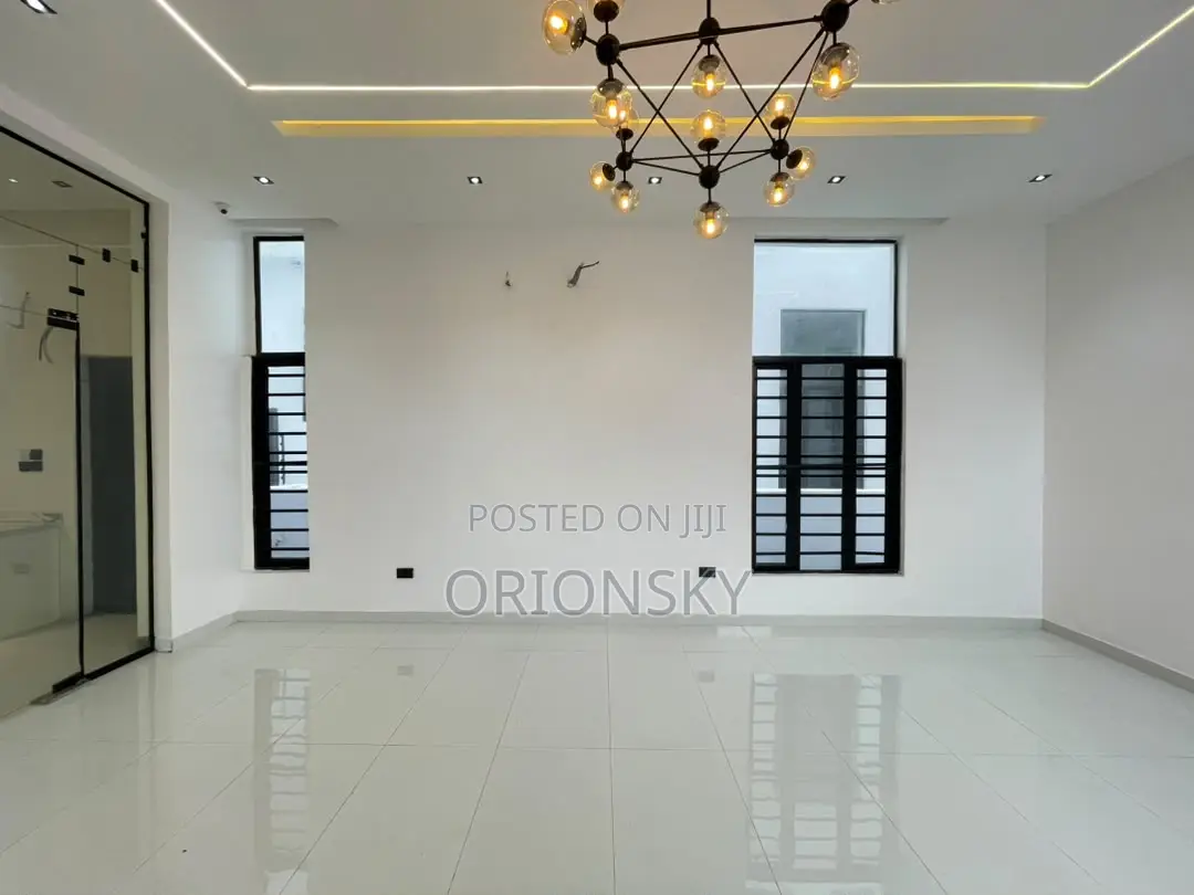 4bdrm Duplex in Olokonla for sale