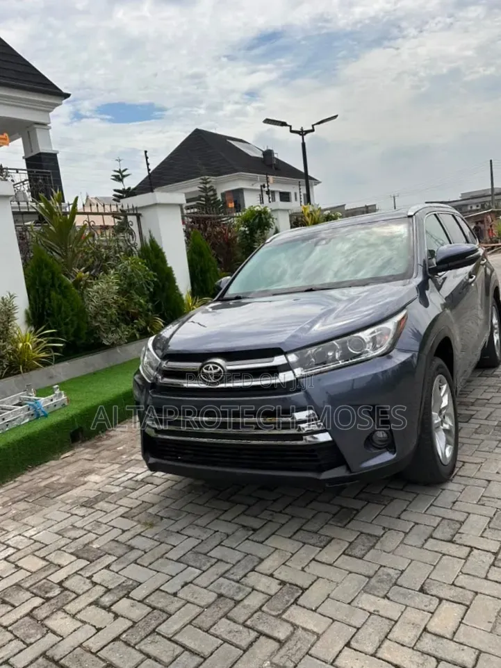 Toyota Highlander Limited Platinum 4x4 V6 (3.5L 6cyl 8A) 2017 Blue