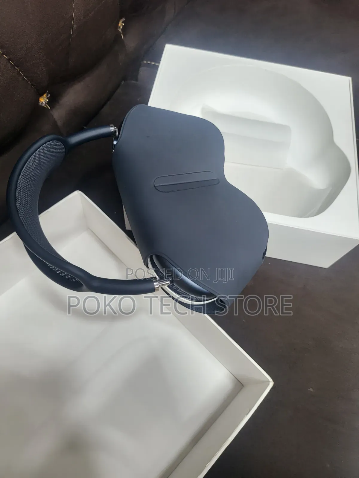 Open Box Airpod Max 2