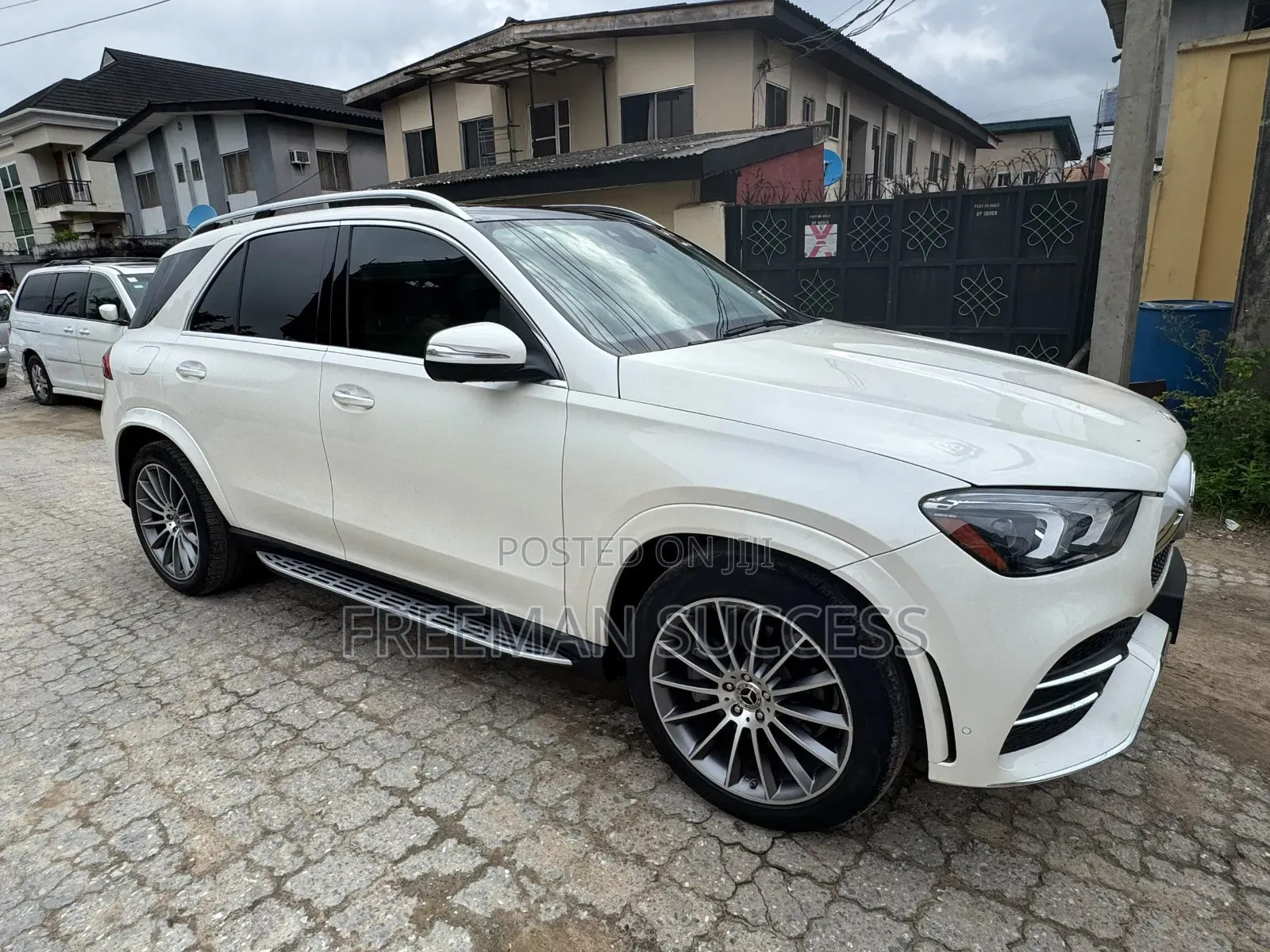 Mercedes-Benz GLE-Class 2022 White