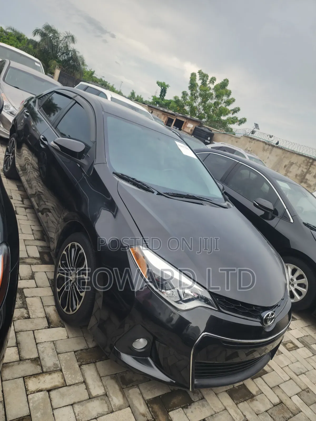 Toyota Corolla 2015 Black