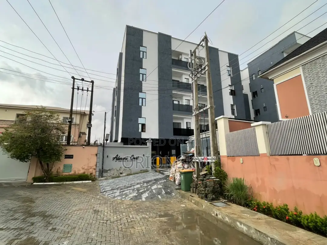 2bdrm Apartment in Lekki Phase 1 for sale