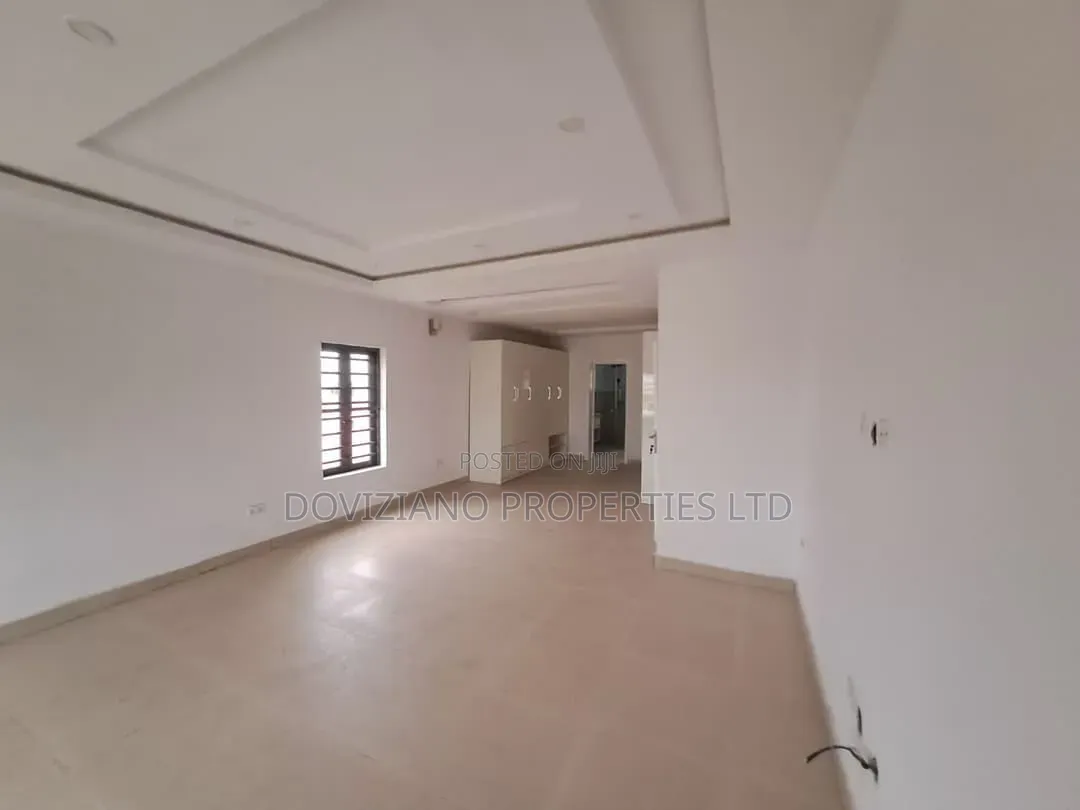 4bdrm Duplex in Shonibare Estate for rent