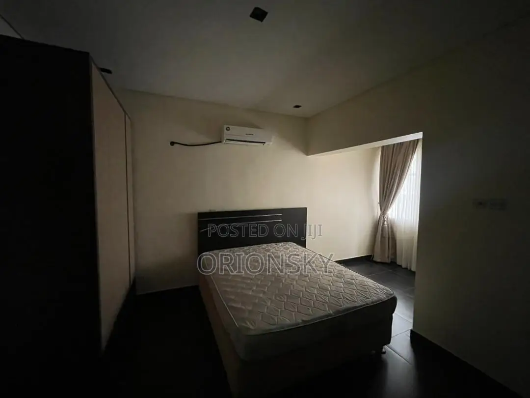 Furnished 4bdrm Duplex in Millenuim/UPS for sale