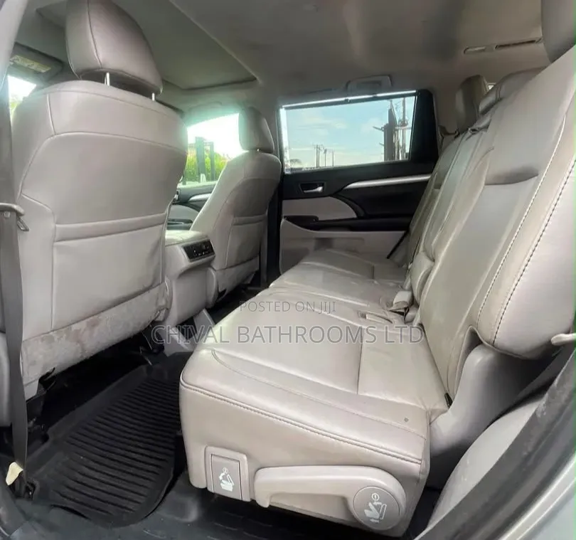 Toyota Highlander 2017 Silver