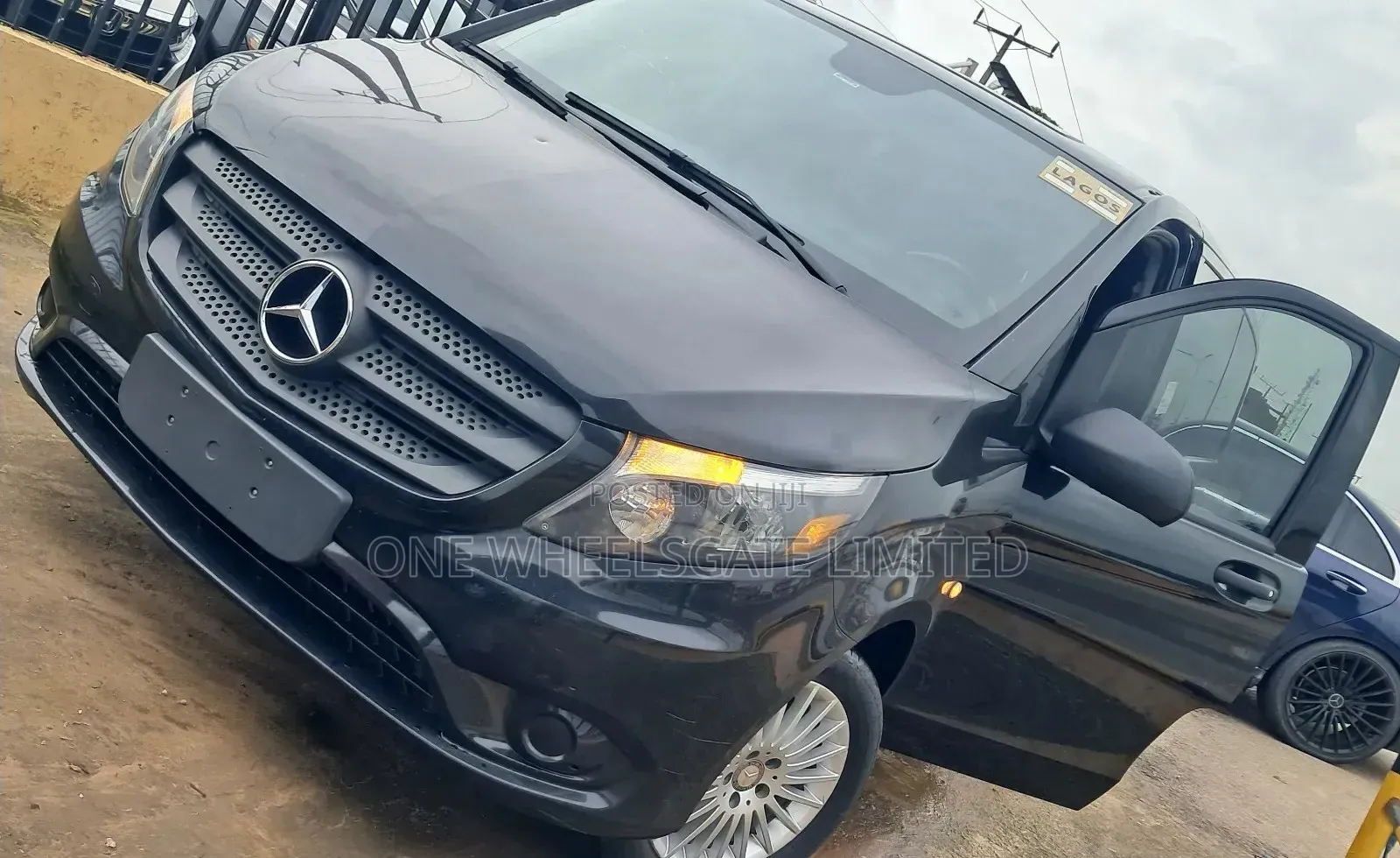 Mercedes-Benz Metris 2.0 FWD 2018 Black