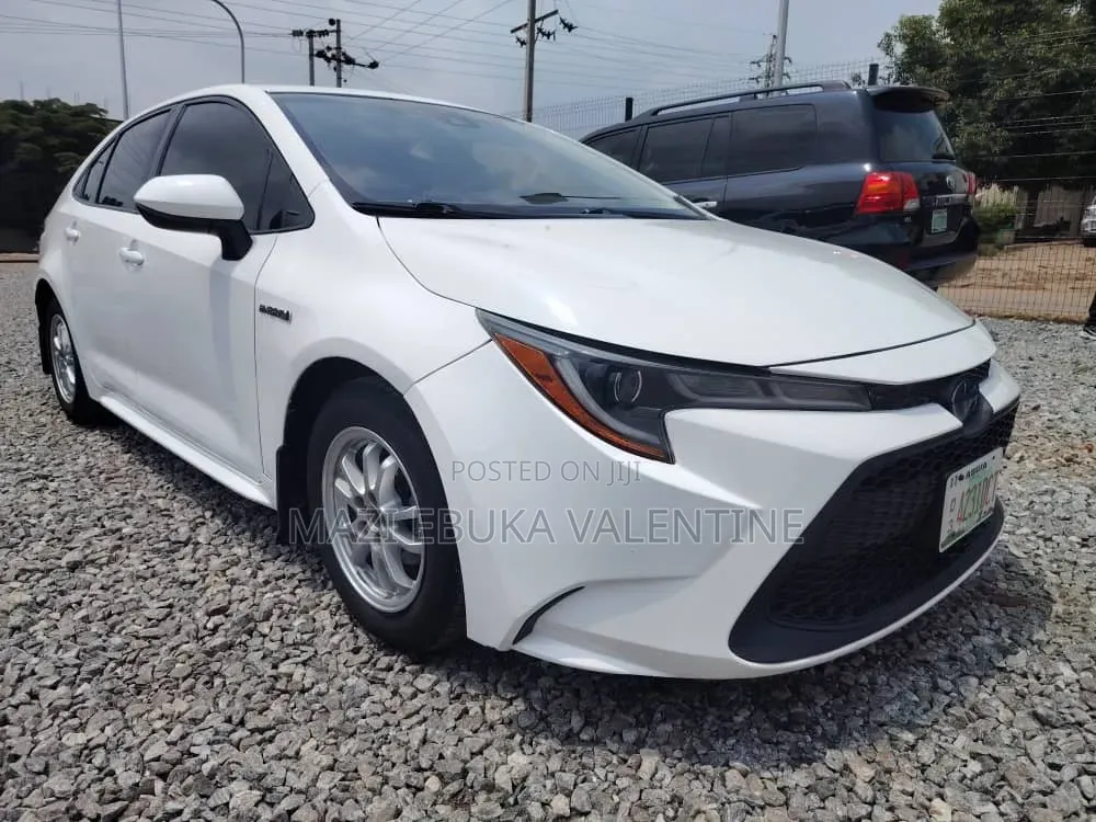 Toyota Corolla 2022 White