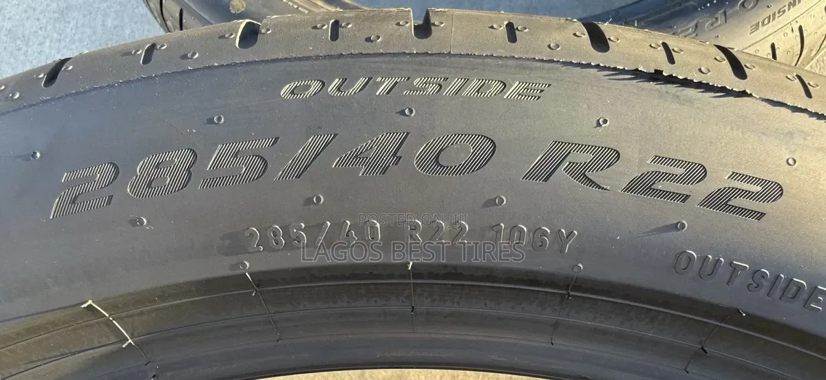  Premium Pirelli P Zero PZ5 285/40 R22 Tires