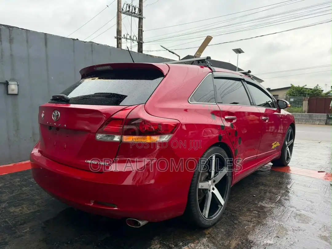 Toyota Venza Limited 4dr Wagon AWD (3.5L 6cyl 6A) 2014 Red