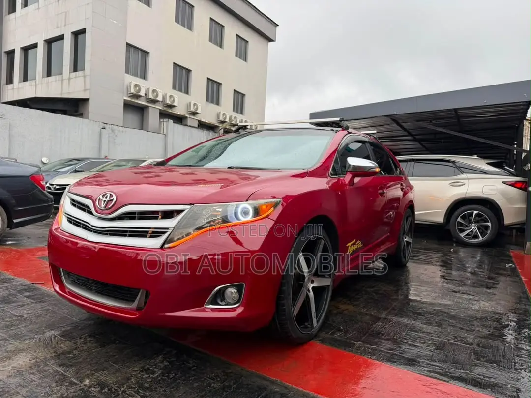 Toyota Venza Limited 4dr Wagon AWD (3.5L 6cyl 6A) 2014 Red