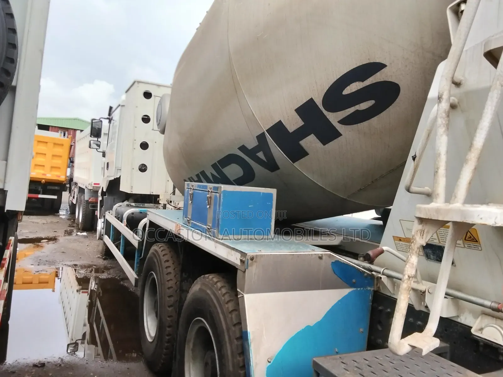 Concrete Mixer Truck