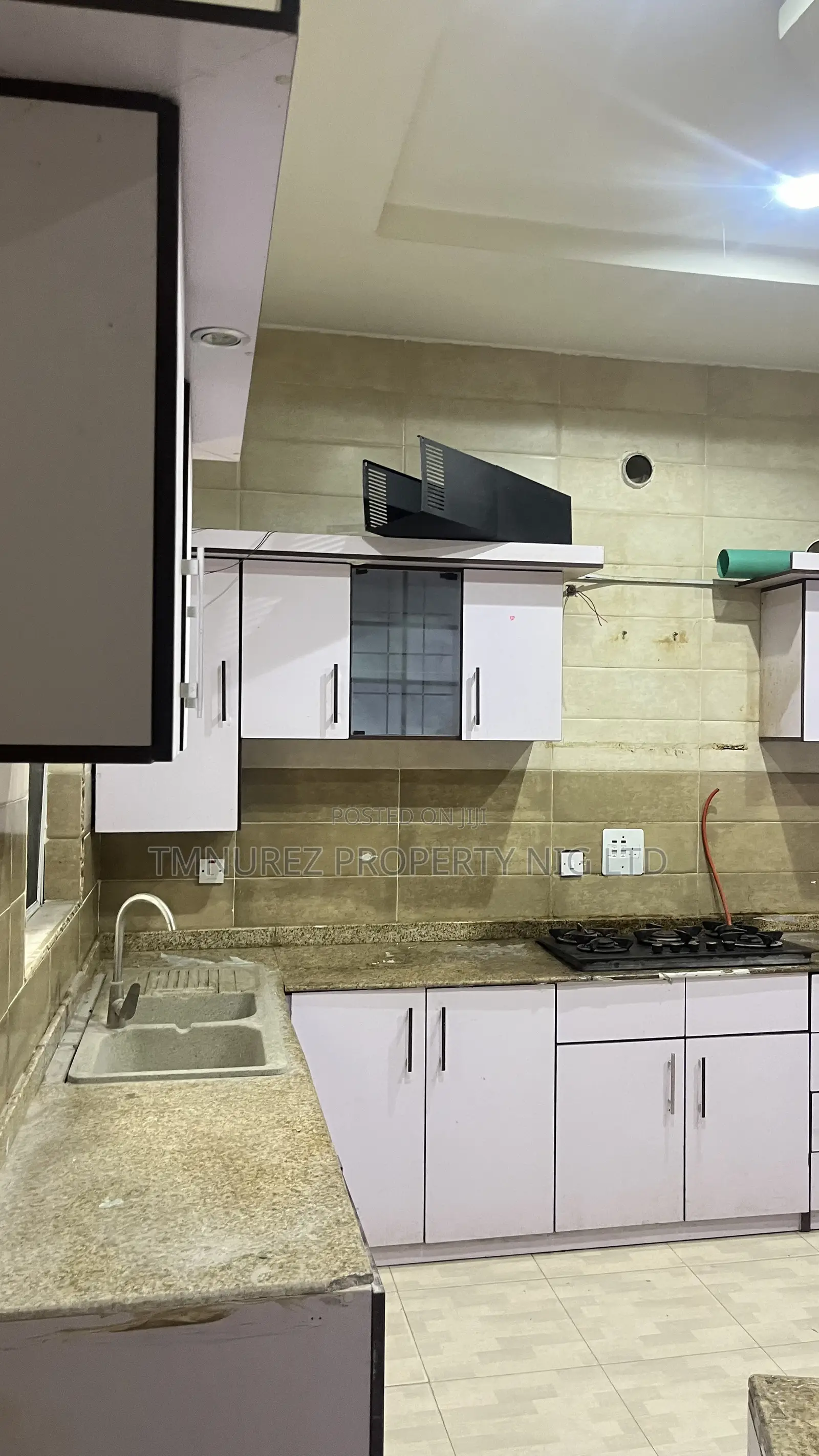 5bdrm Duplex in Osapa, Lekki Phase 1 for rent