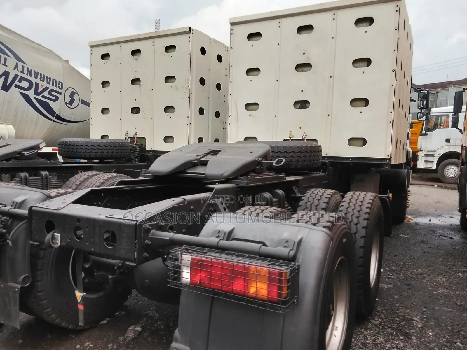 Shacman Tractor Unit Truck 10 Tires Brand New