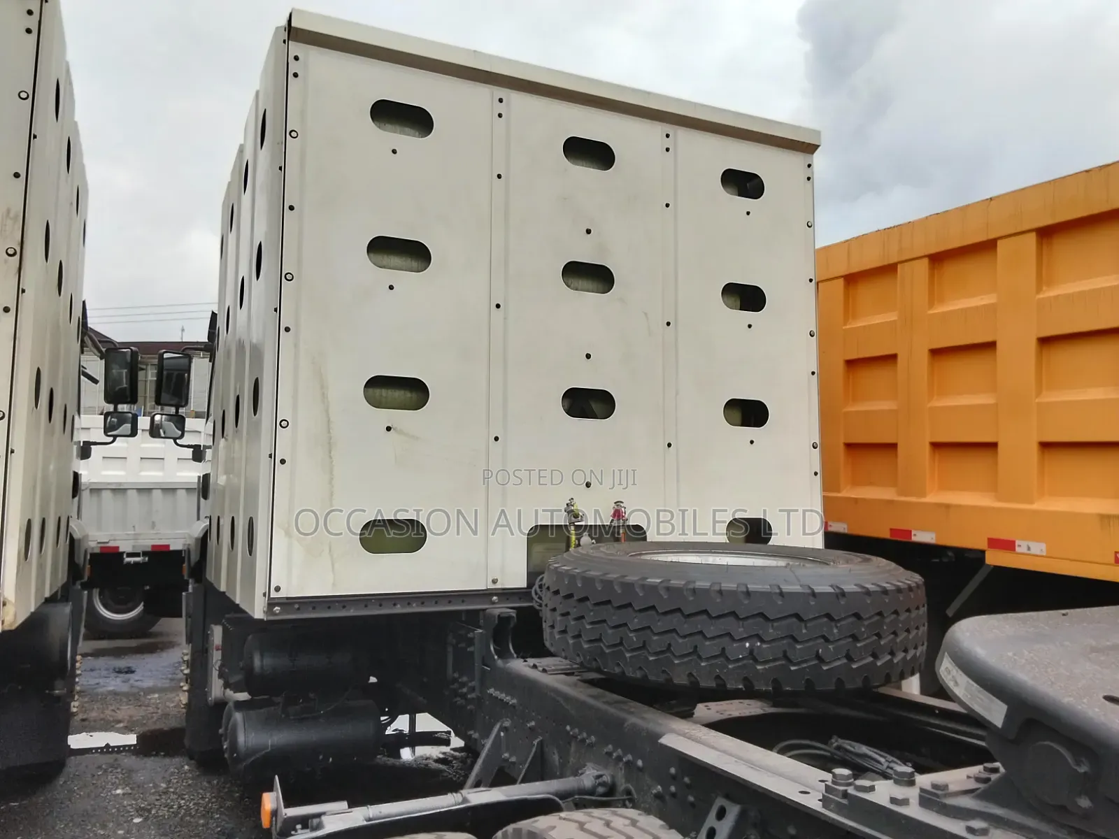 Shacman Tractor Unit Truck 10 Tires Brand New