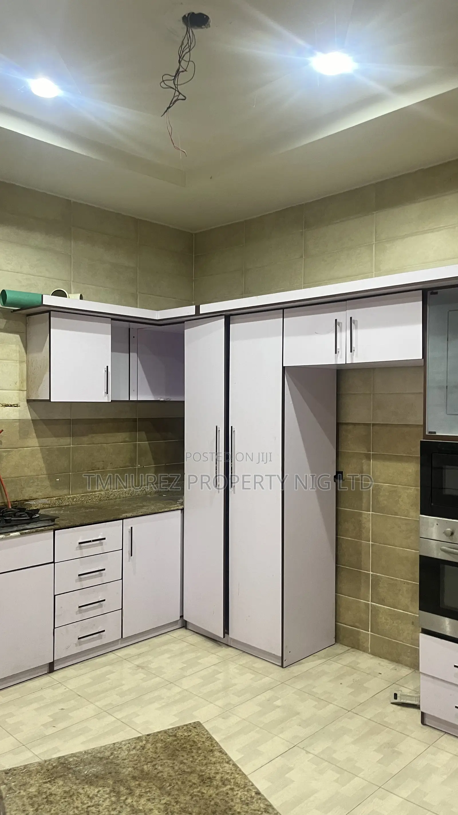 5bdrm Duplex in Osapa London, Jakande for rent