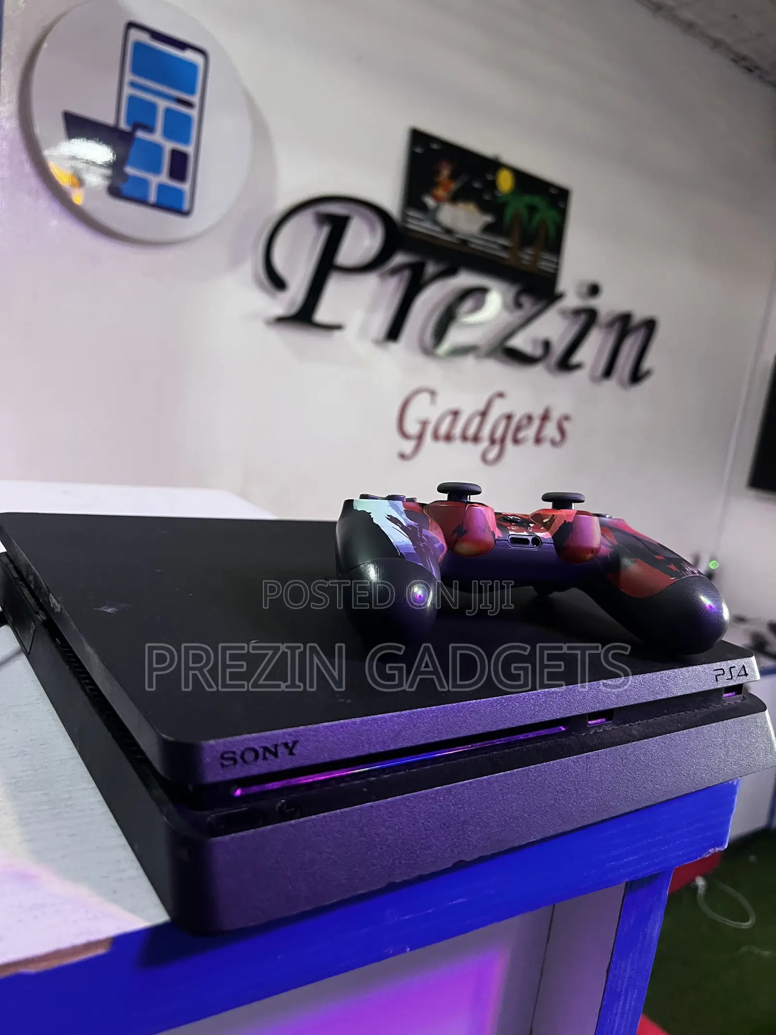 Sony PlayStation 4 Slim With Accessories