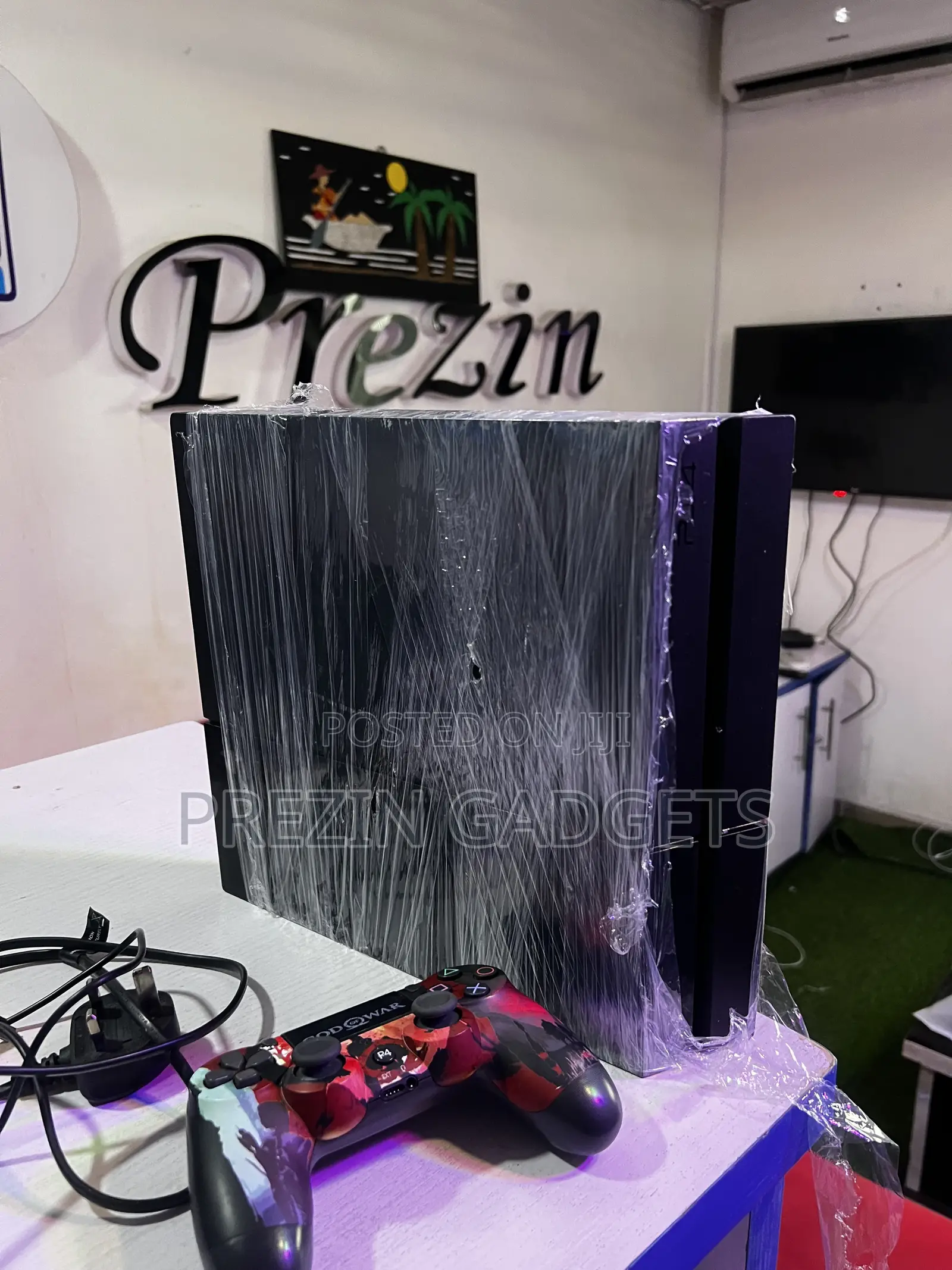 Sony PlayStation 4 With Accessories