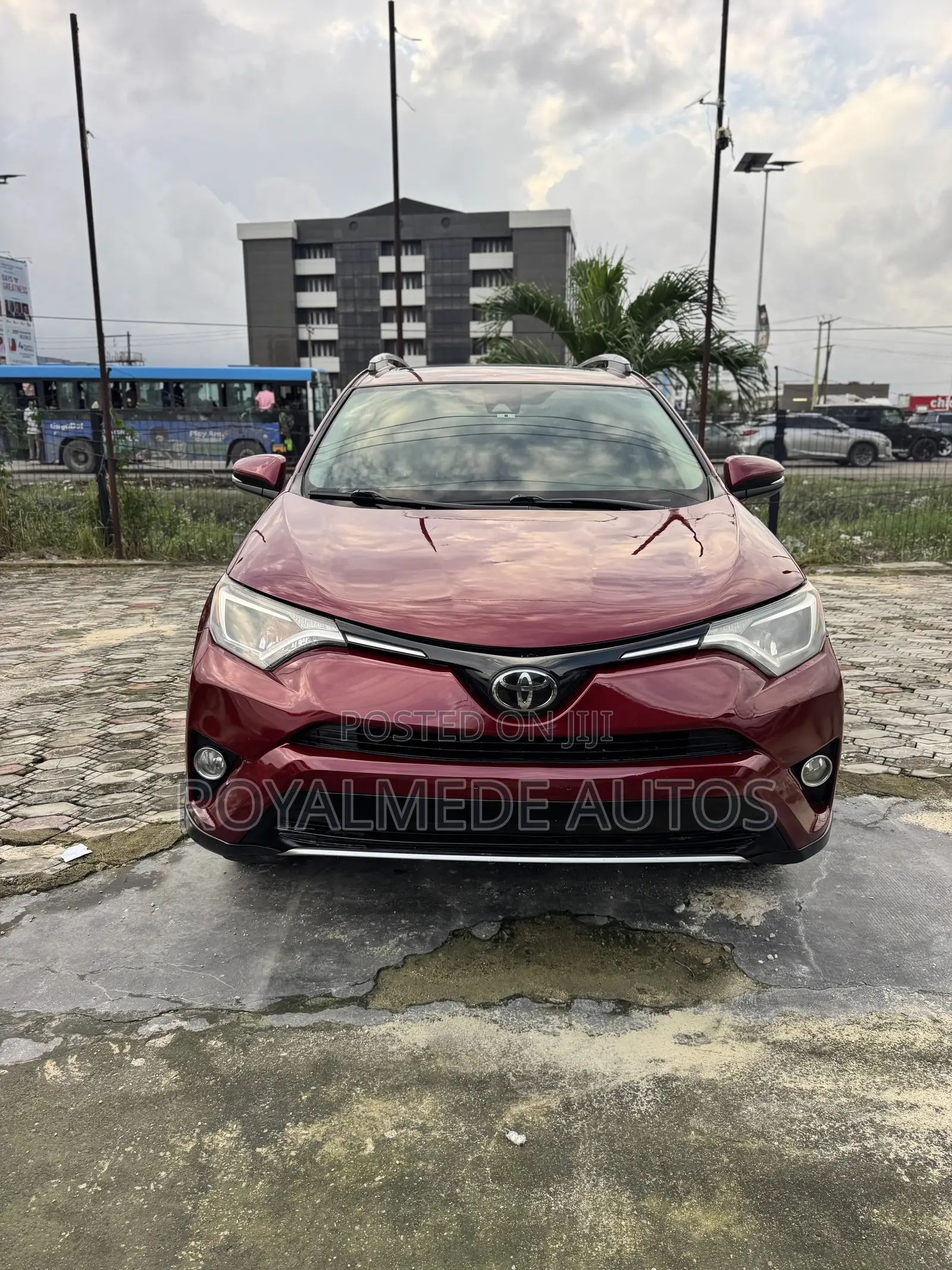 Toyota RAV4 2018 Red