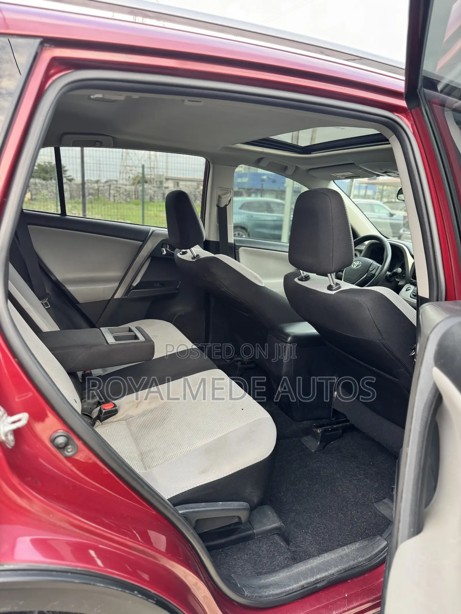 Toyota RAV4 2018 Red