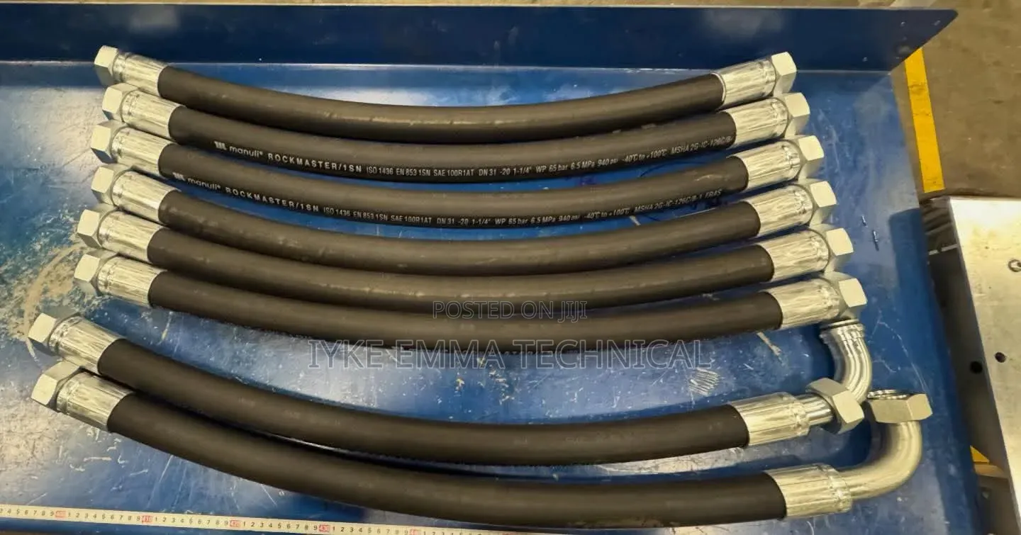 High Pressure Hydraulic Hoses With Crimped Fittings