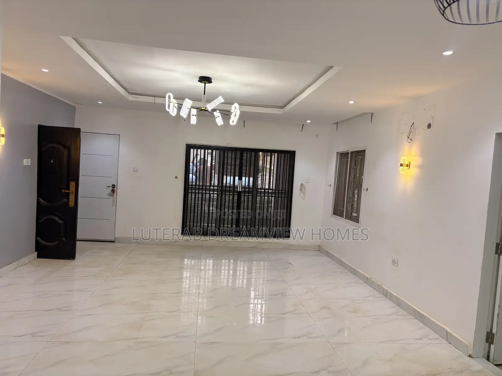 2bdrm Block of Flats in Guzape for rent