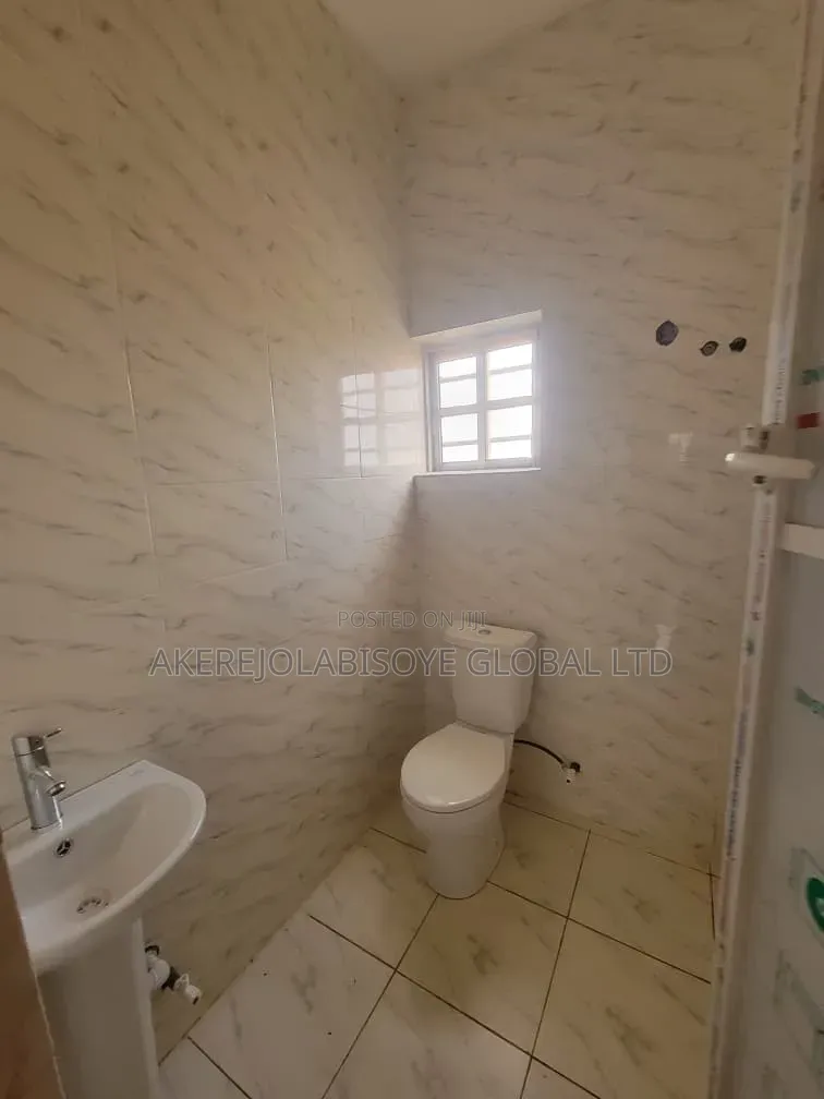 Studio Apartment in Lugbe Abuja, FHA for rent