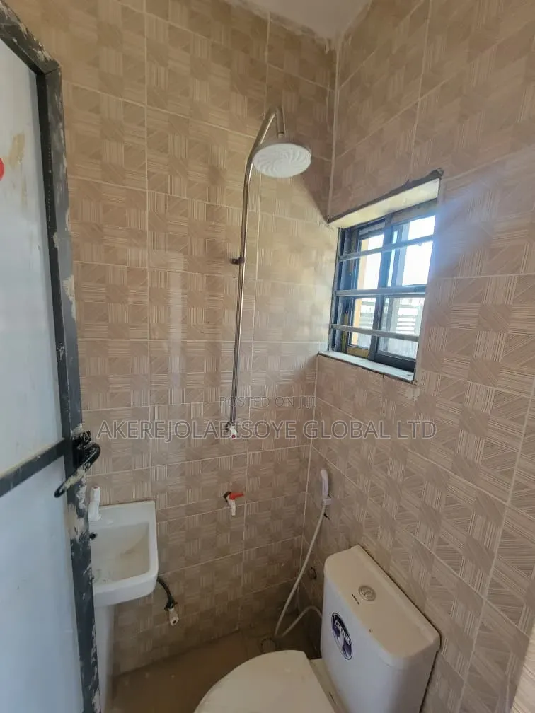 Studio Apartment in Lugbe Abuja, FHA for rent