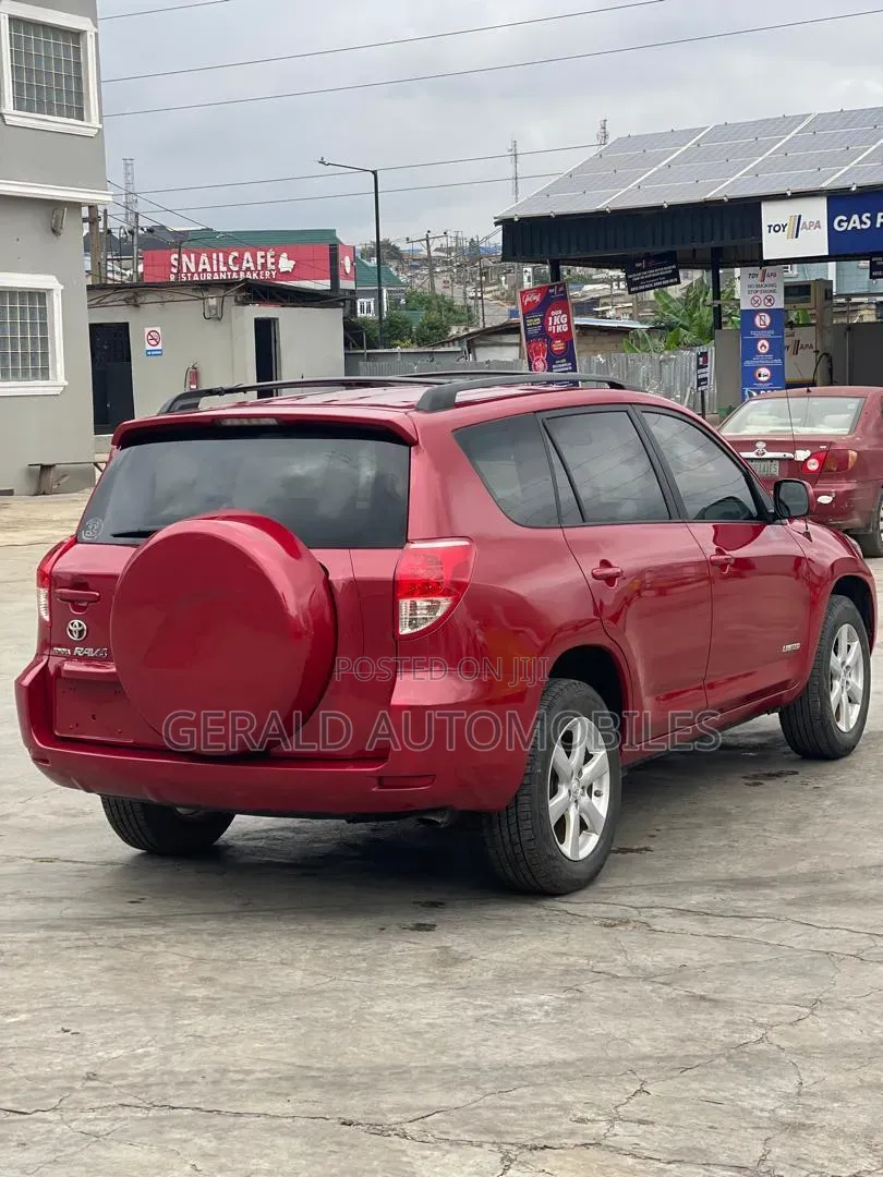 Toyota RAV4 2008 Red