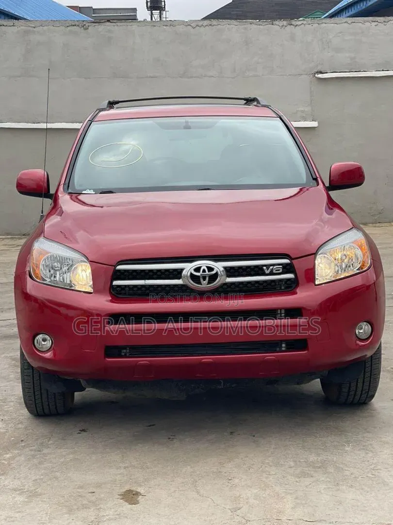 Toyota RAV4 2008 Red