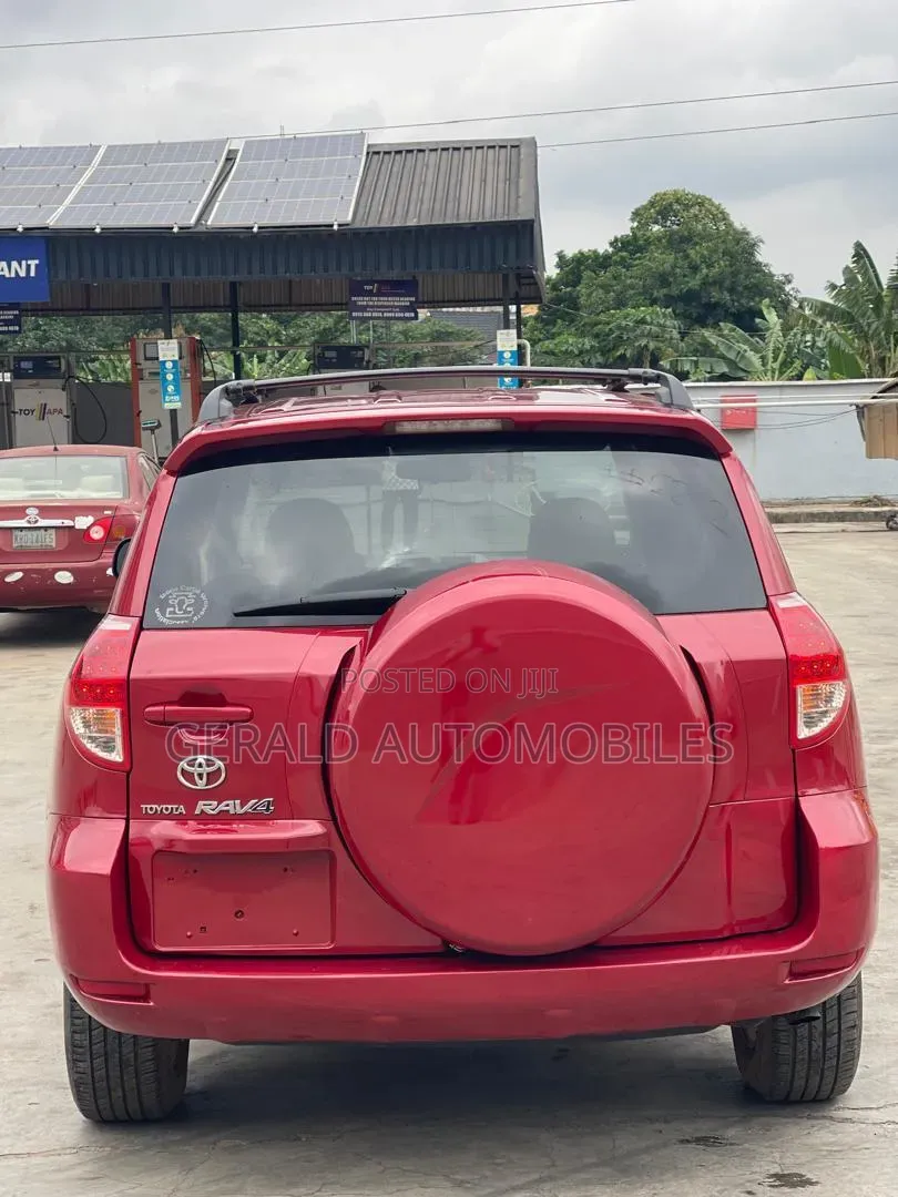 Toyota RAV4 2008 Red