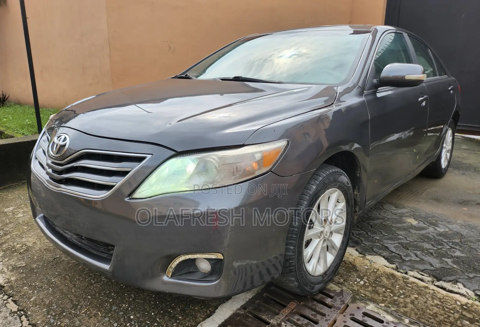 Toyota Camry XLE 4dr Sedan (2.4L 4cyl 5A) 2009 Gray