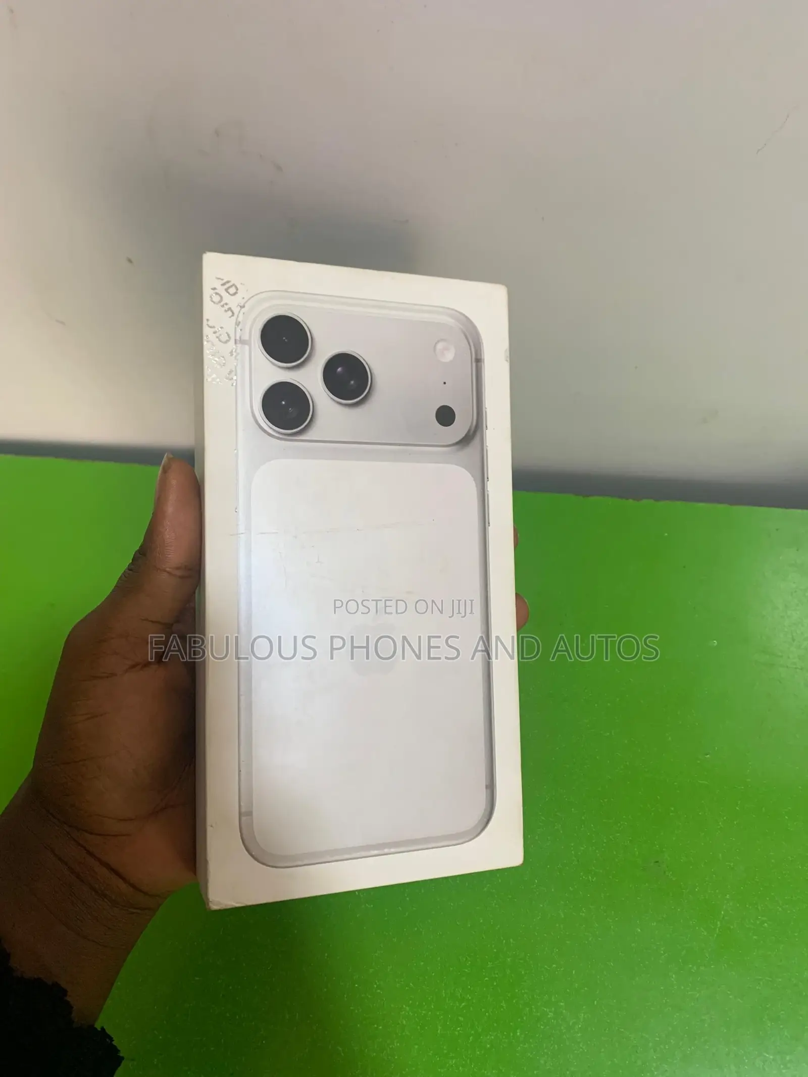 New Apple iPhone 17 Pro 256 GB Silver