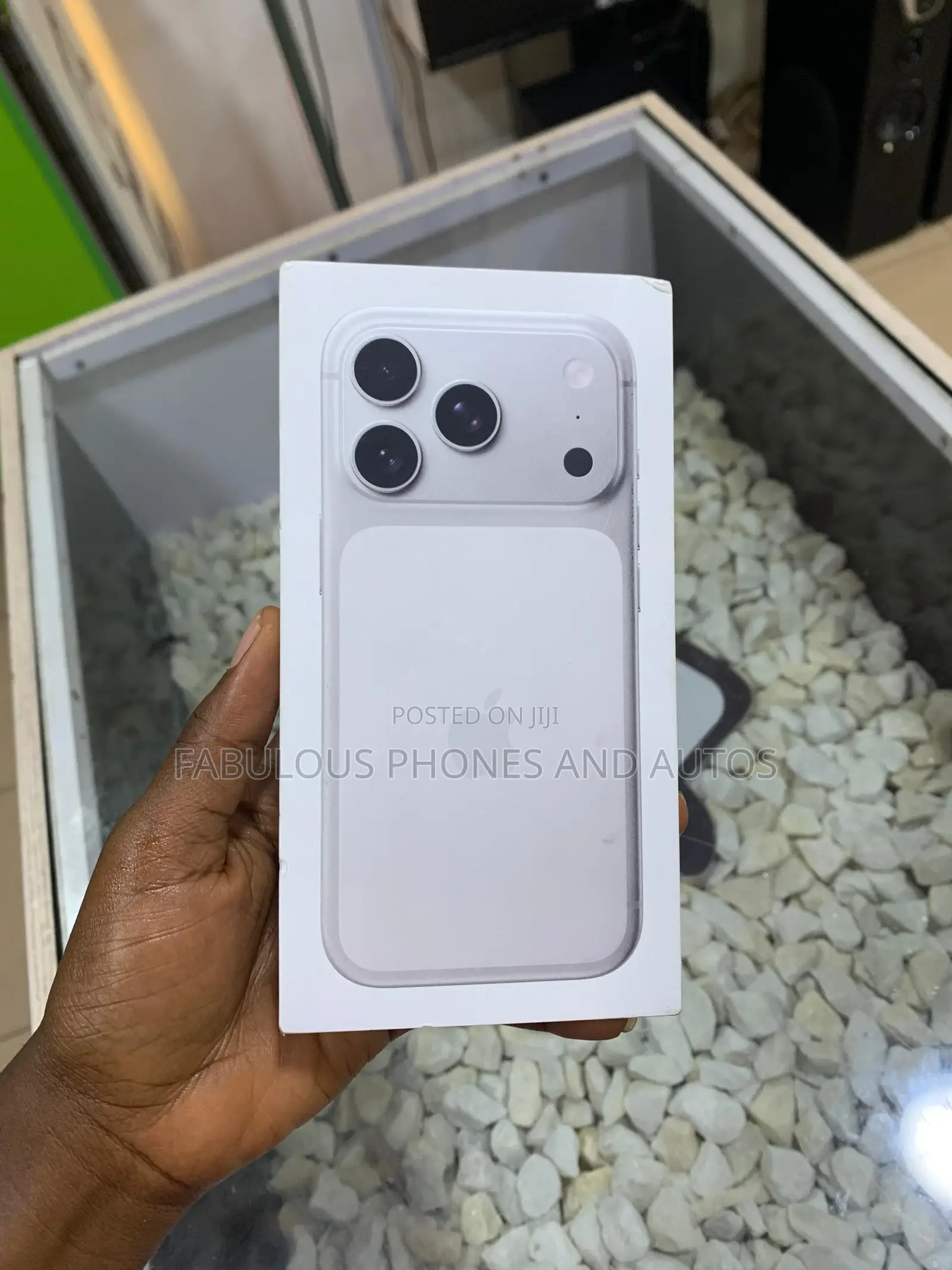 New Apple iPhone 17 Pro 256 GB Silver