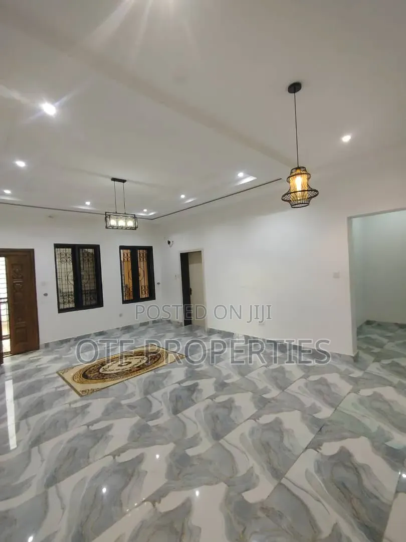 3bdrm Apartment in Katampe Main for rent