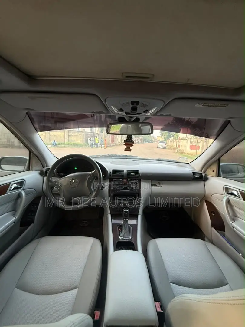 Mercedes-Benz C230 2003 Silver