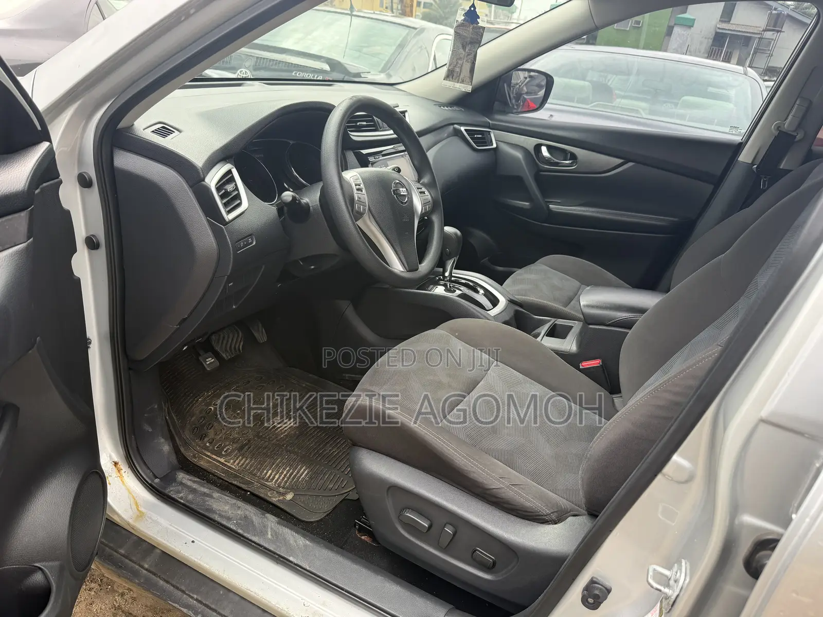 Nissan Rogue SV FWD 2016 Silver