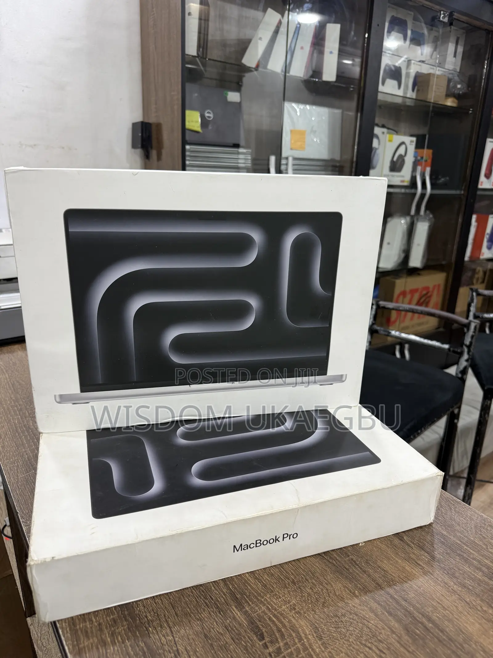 New Laptop Apple MacBook Pro 2026 M5 Pro 24GB Apple M5 Pro SSD 1T
