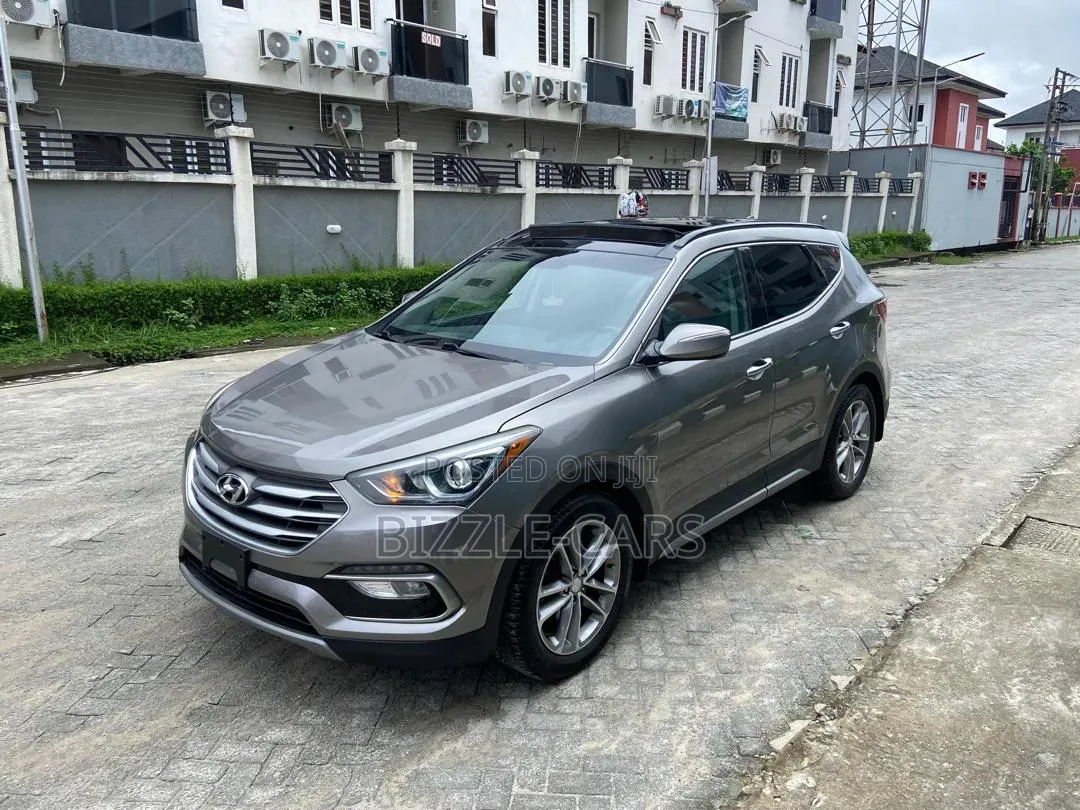 Hyundai Santa Fe 2017 Gray
