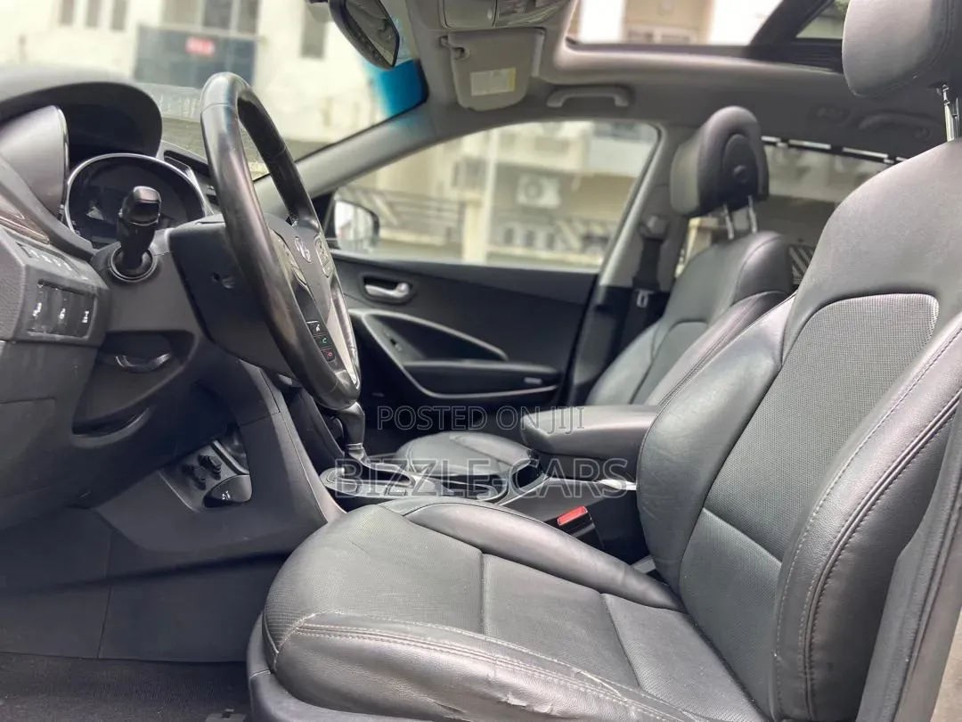 Hyundai Santa Fe 2017 Gray