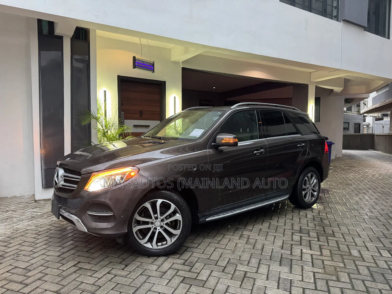 Mercedes-Benz GLE-Class GLE 350 2016 Brown