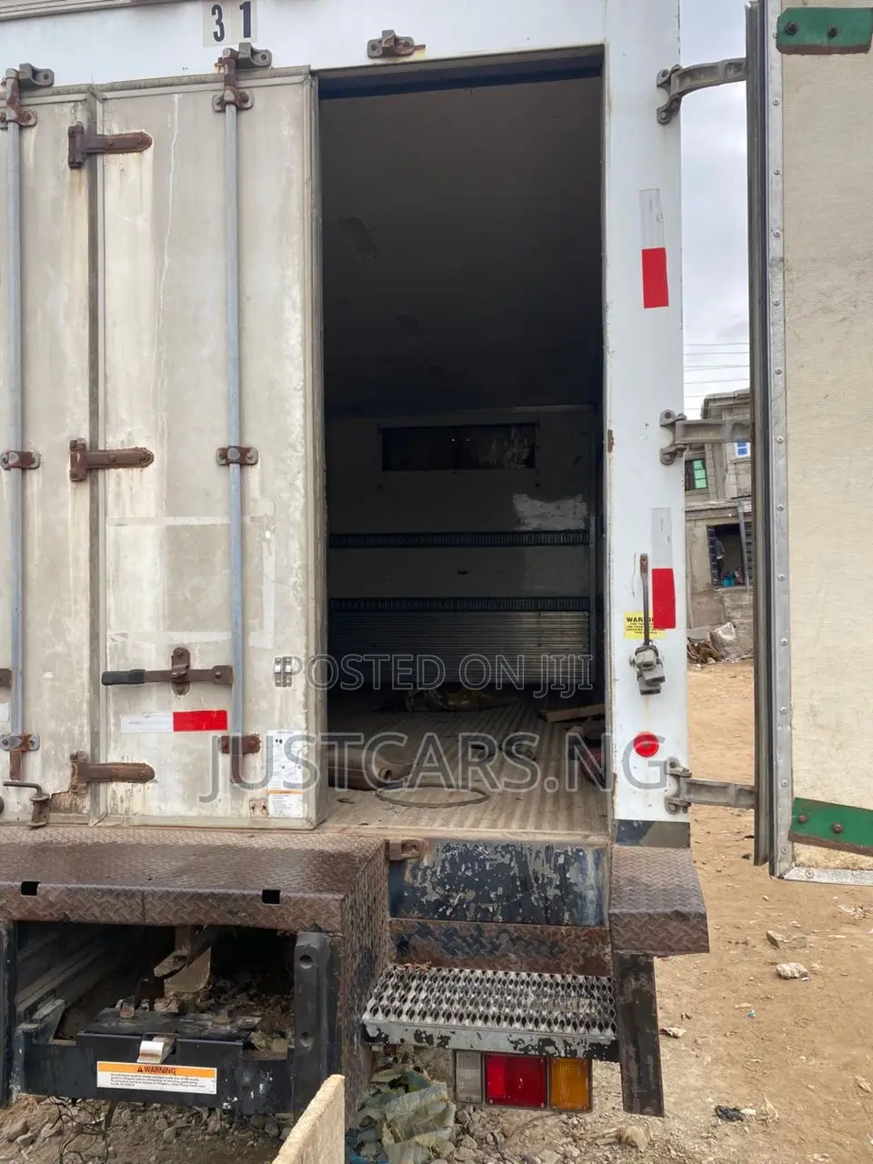 Isuzu Box Truck –N Series Truck