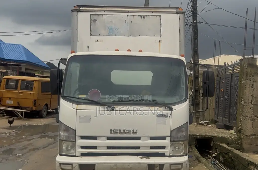 Isuzu Box Truck –N Series Truck