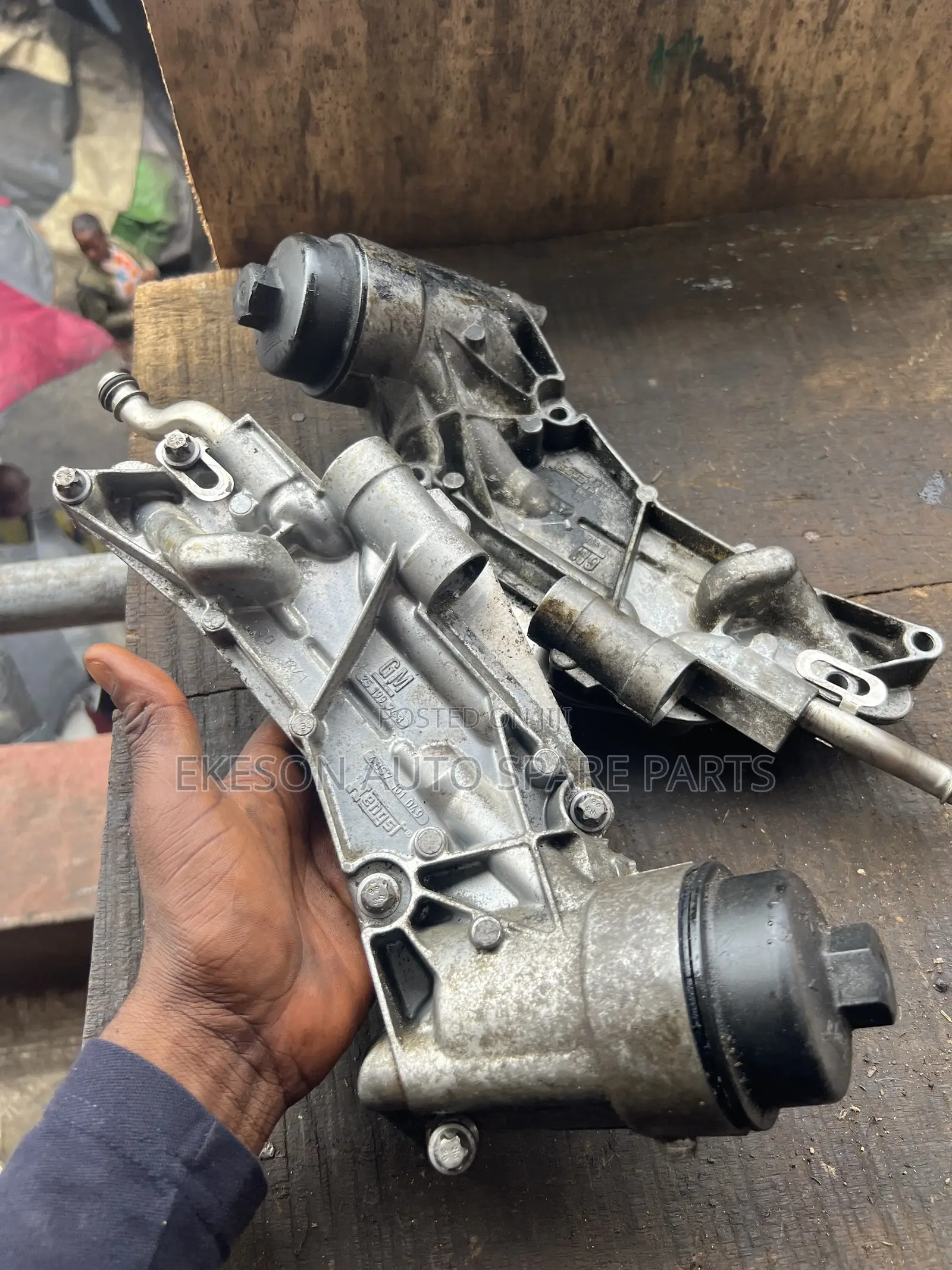 Chevrolet Cruze,Aveo,sonic Engine Oil Cooler or Culant 4plug