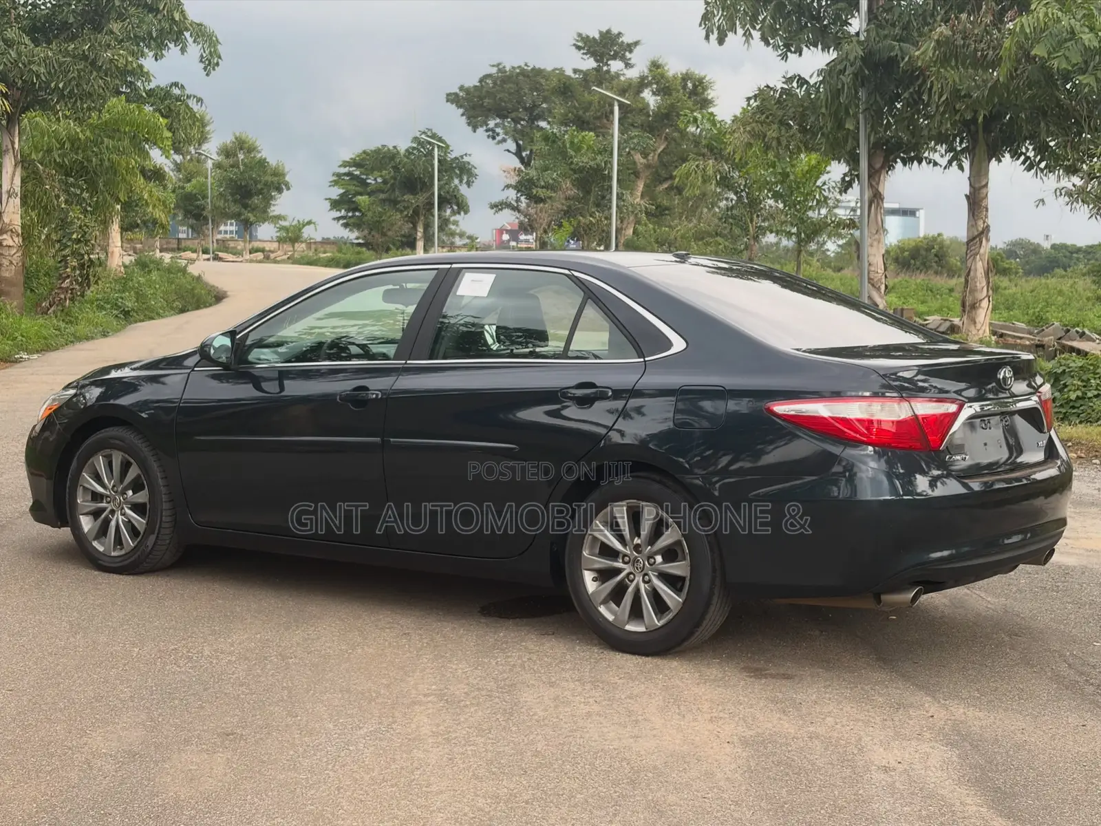 Toyota Camry 2016 Black
