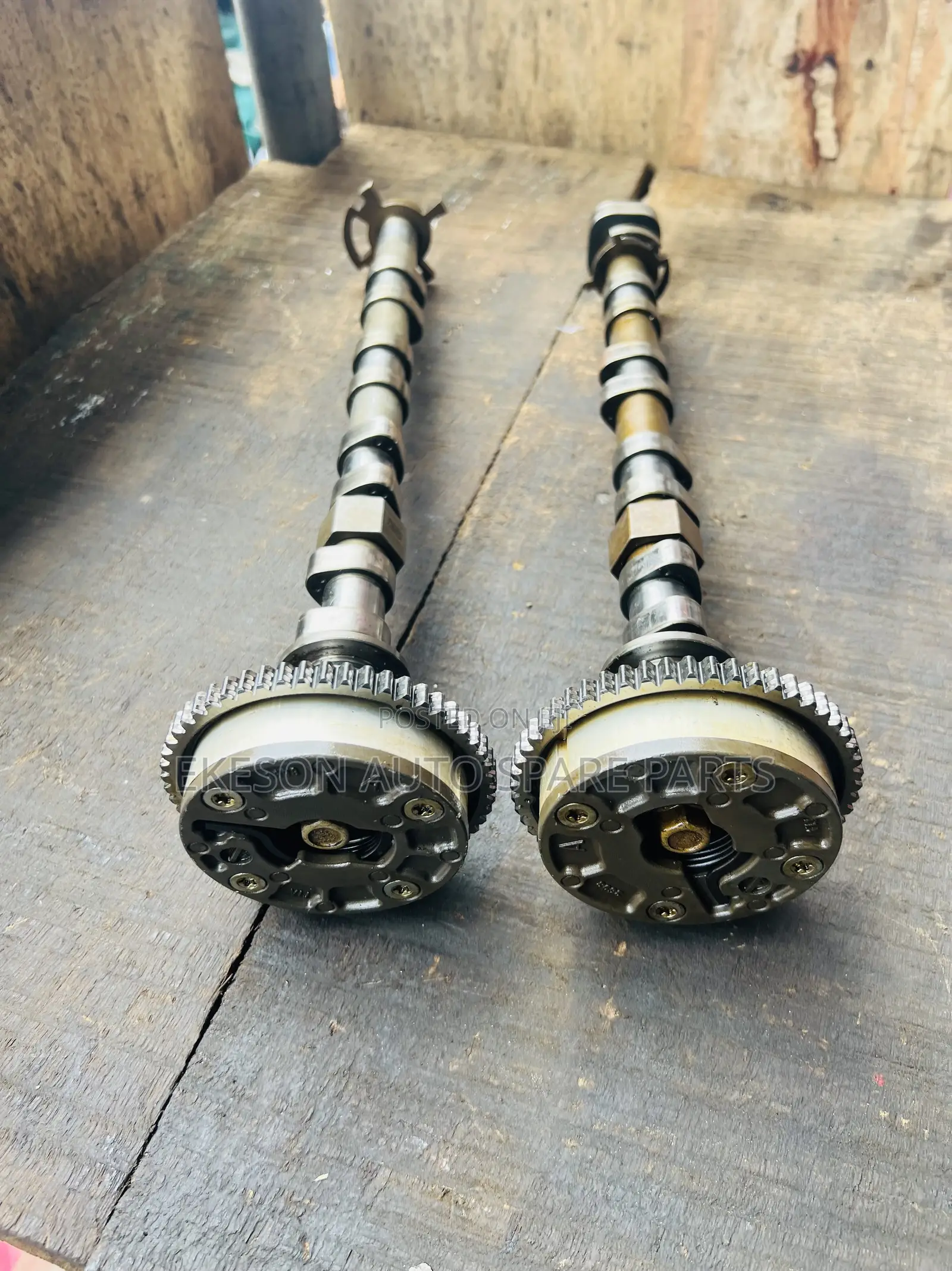 Camshaft or Kinshaft for Chevrolet Cruze,Malibu,gmc Terrain 2016 2017