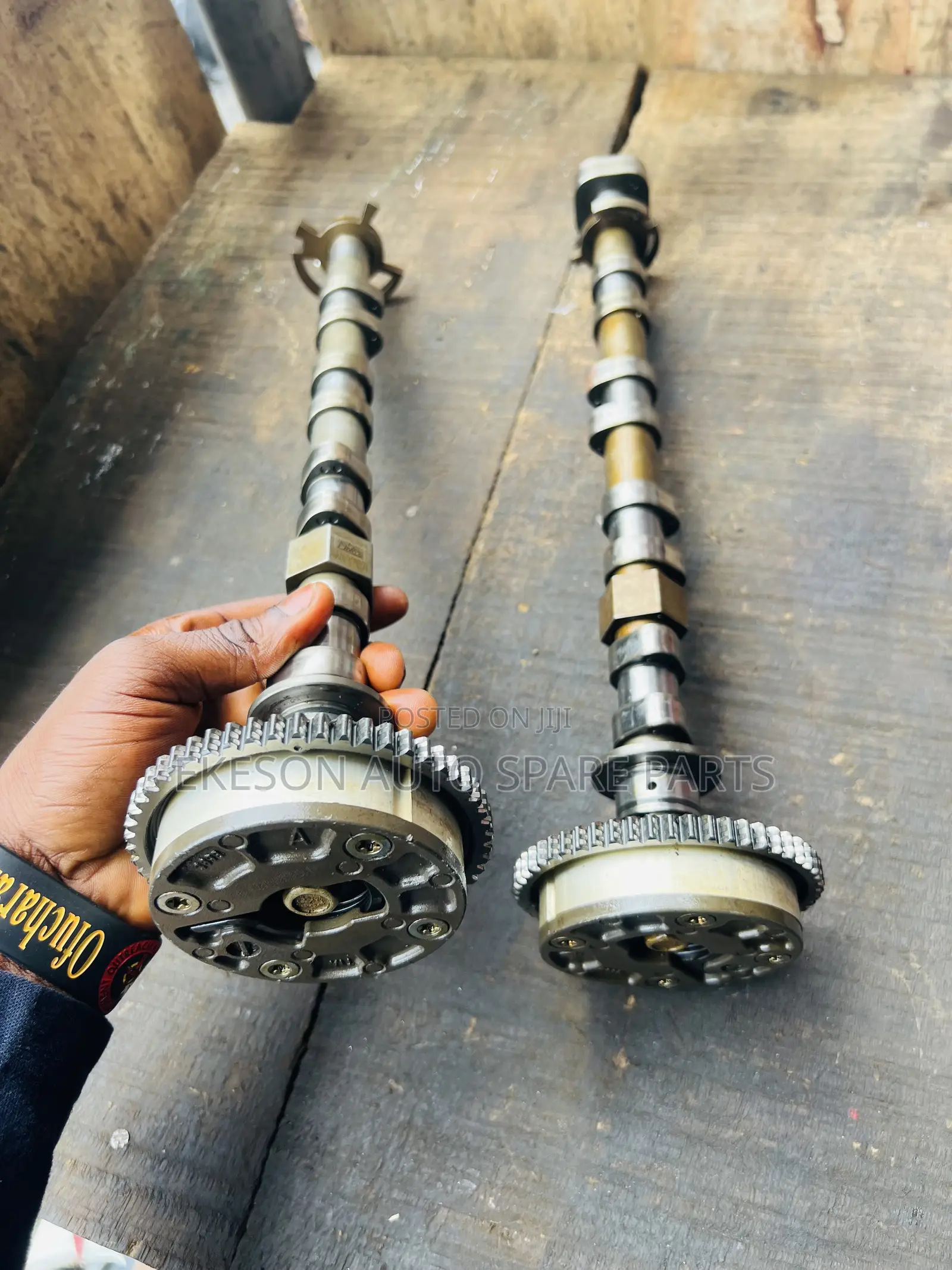 Camshaft or Kinshaft for Chevrolet Cruze,Malibu,gmc Terrain 2016 2017
