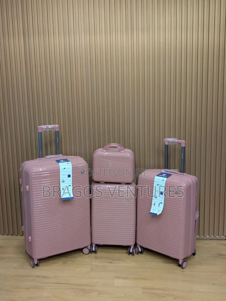 Set of 4pcs Nispect Boxes/Luggage