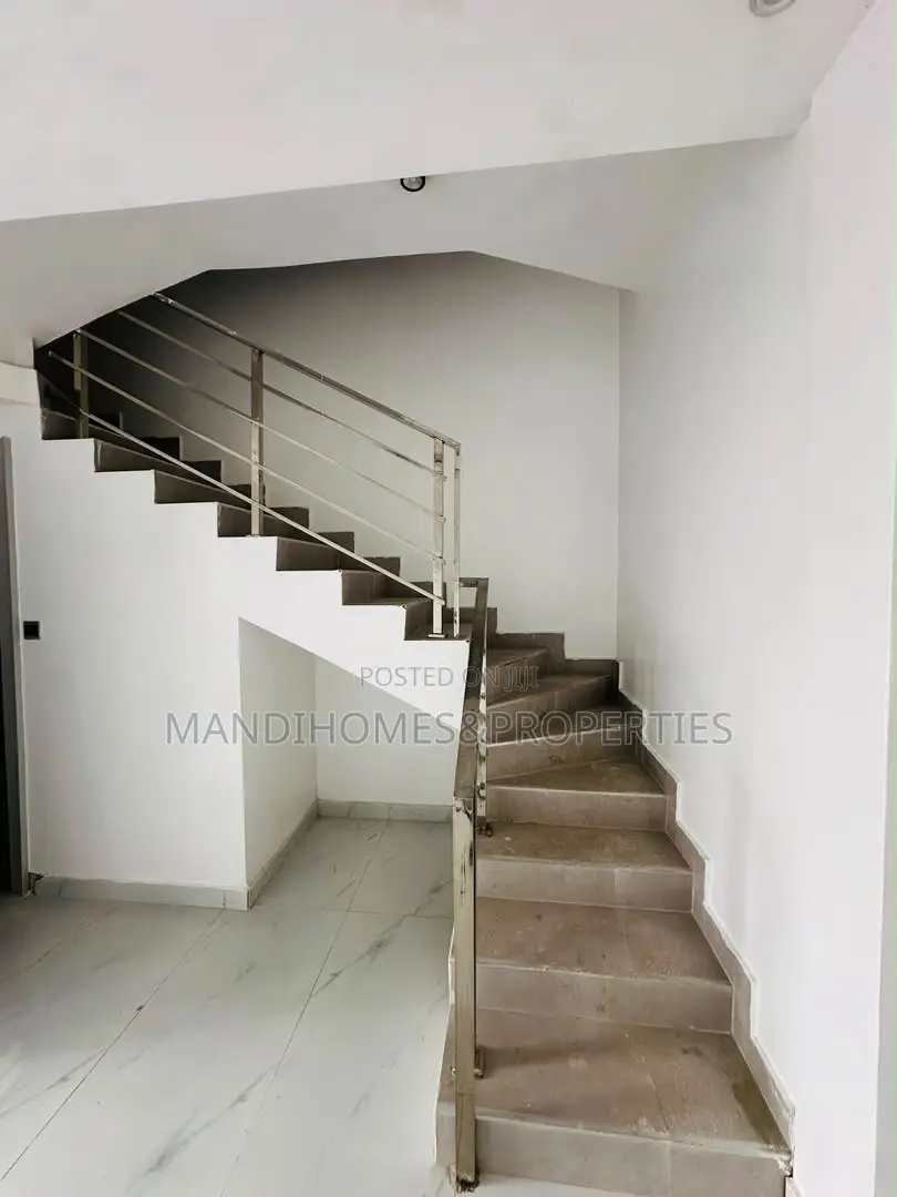 3bdrm Duplex in Ajah for sale